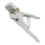 Medium Ear Notcher With V Shape Die